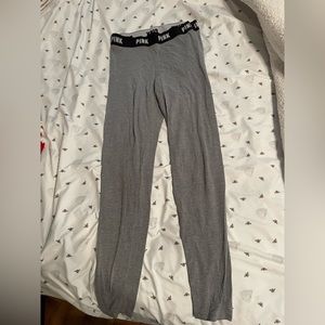 Some clothes I’m selling :)